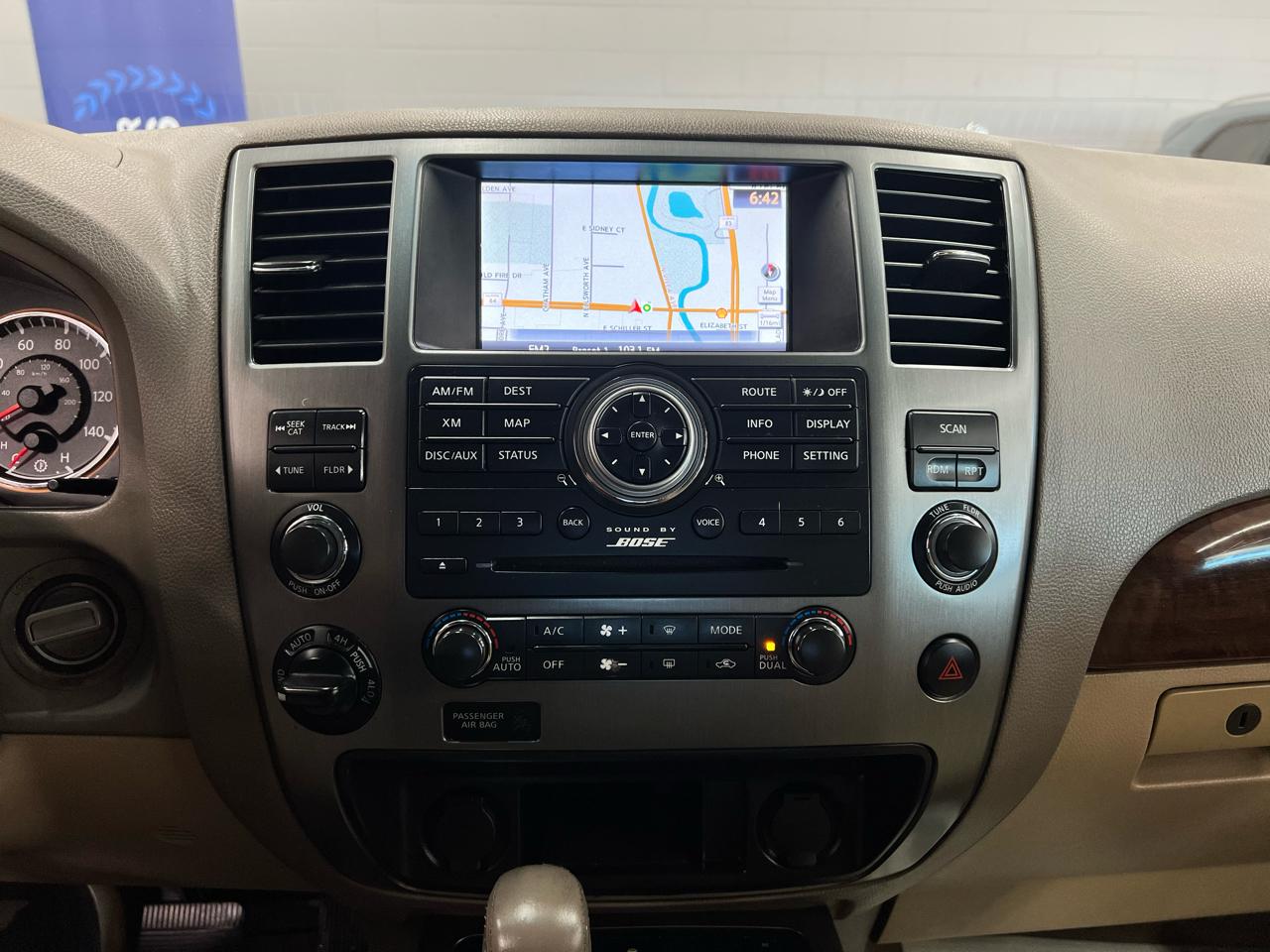 Nissan Armada Platinum 2015