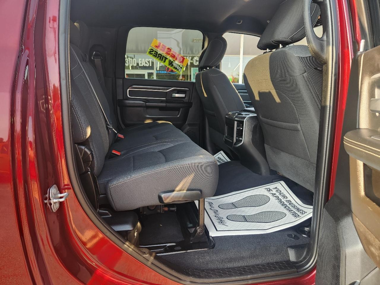 RAM 2500 4WD Mega Cab 160.5" Big Horn 2019