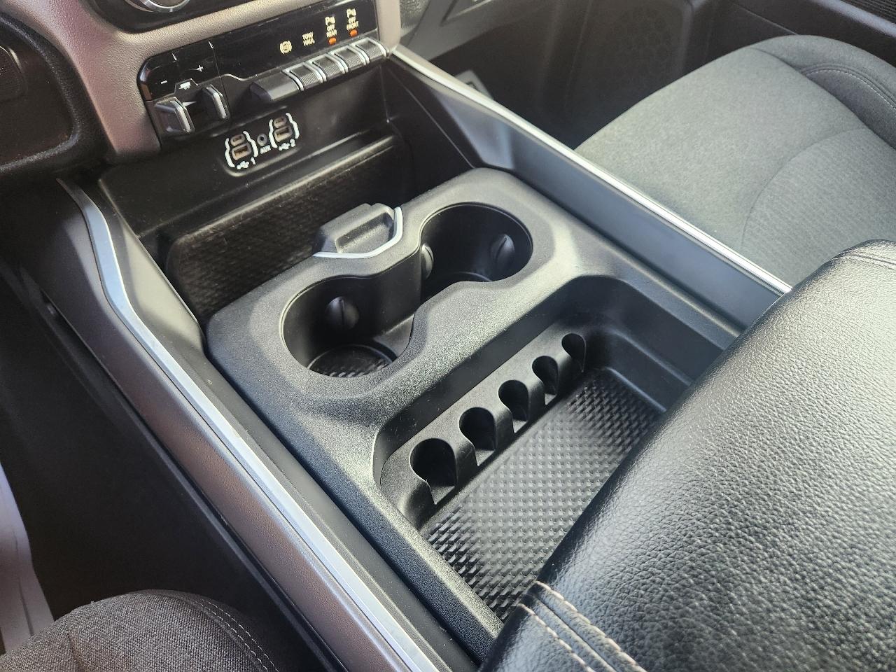 RAM 2500 4WD Mega Cab 160.5" Big Horn 2019