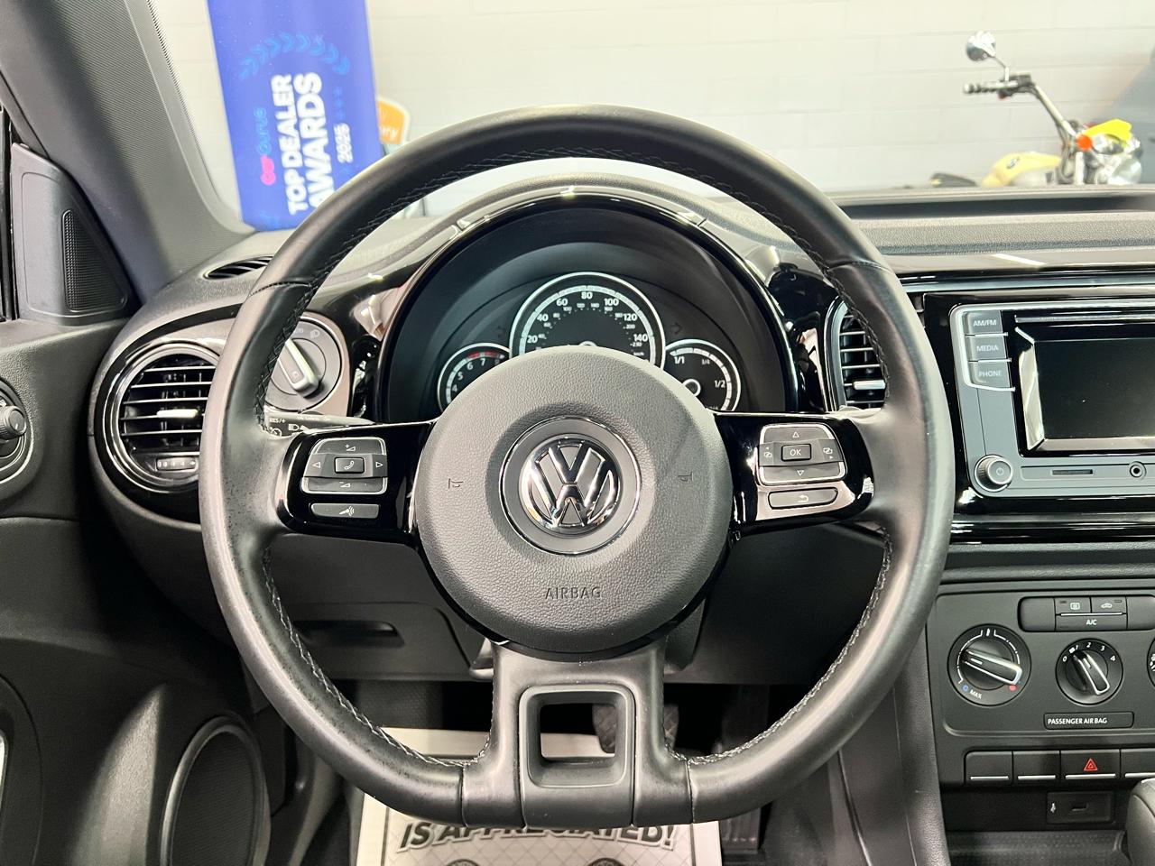 Volkswagen Beetle 1.8T S 2016