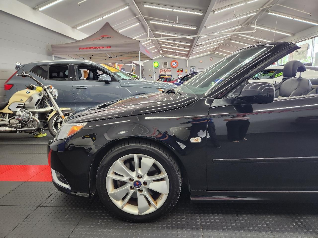 Saab 9-3  2010
