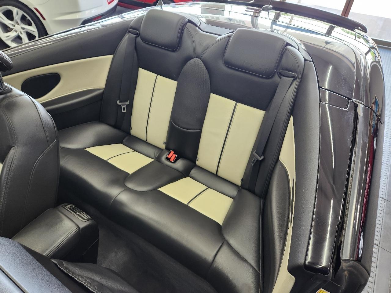 Saab 9-3  2010