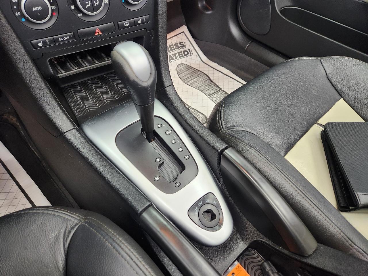 Saab 9-3  2010