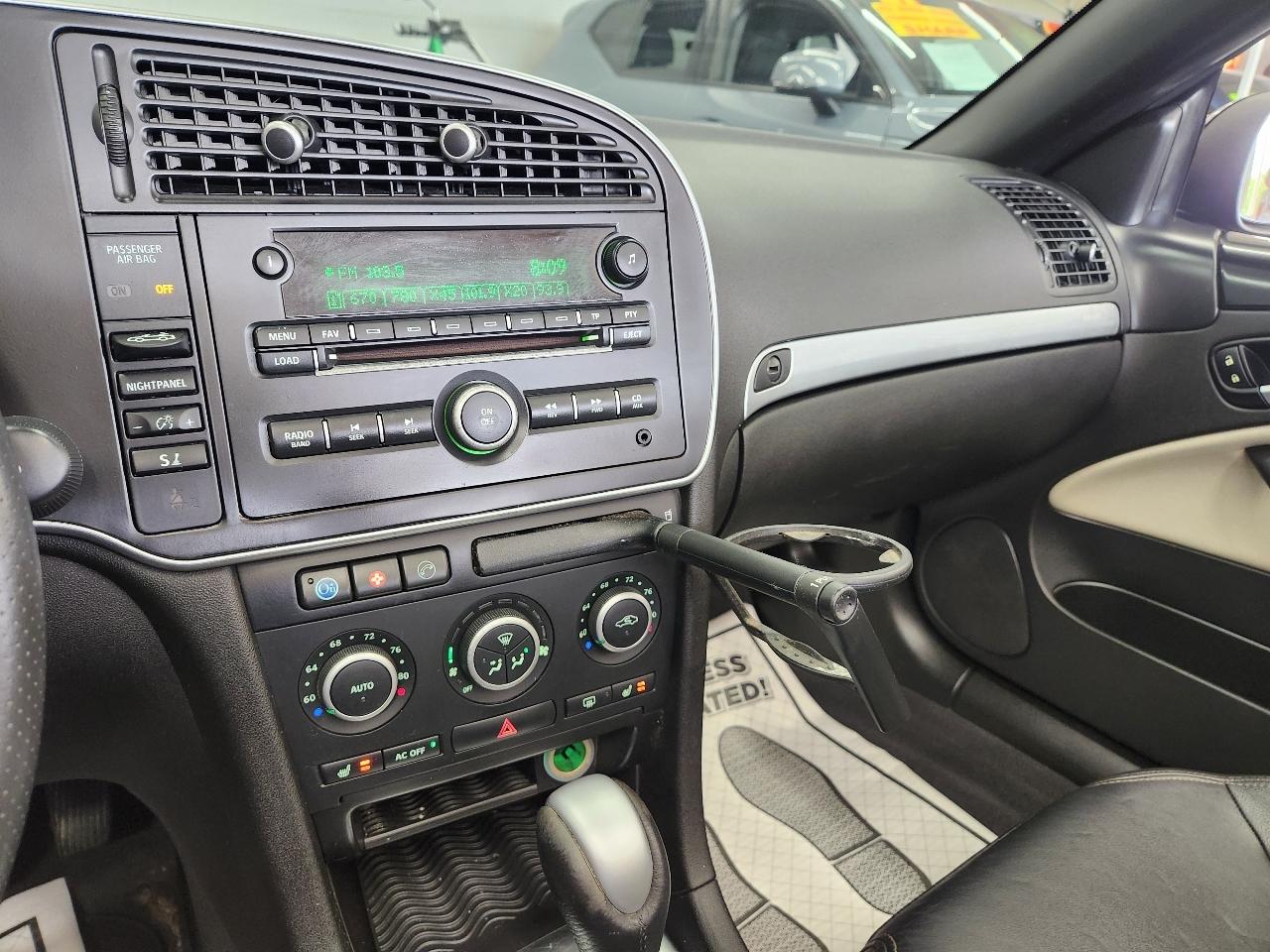 Saab 9-3  2010
