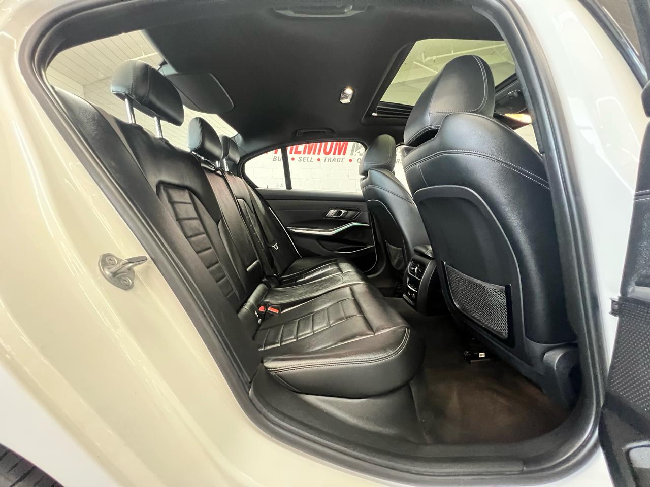BMW 3-Series 330i xDrive 2019