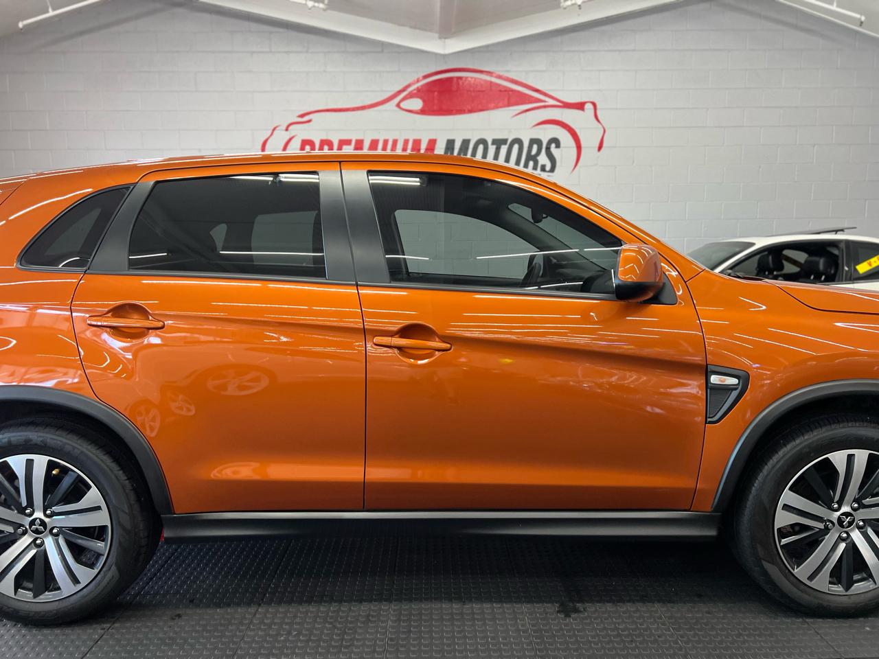 Mitsubishi Outlander Sport 2.0 ES 4WD 2024