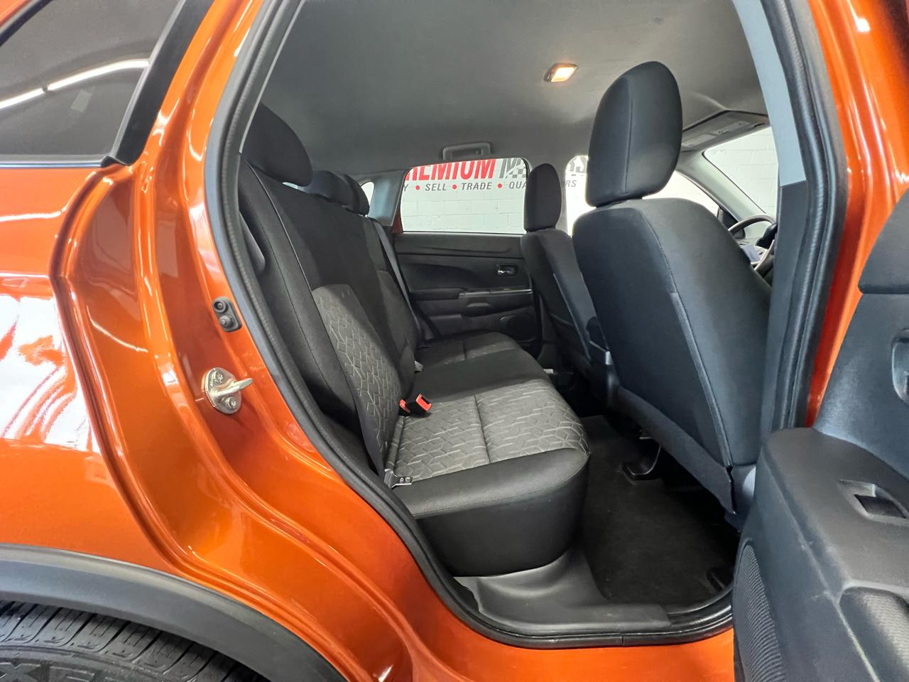 Mitsubishi Outlander Sport 2.0 ES 4WD 2024
