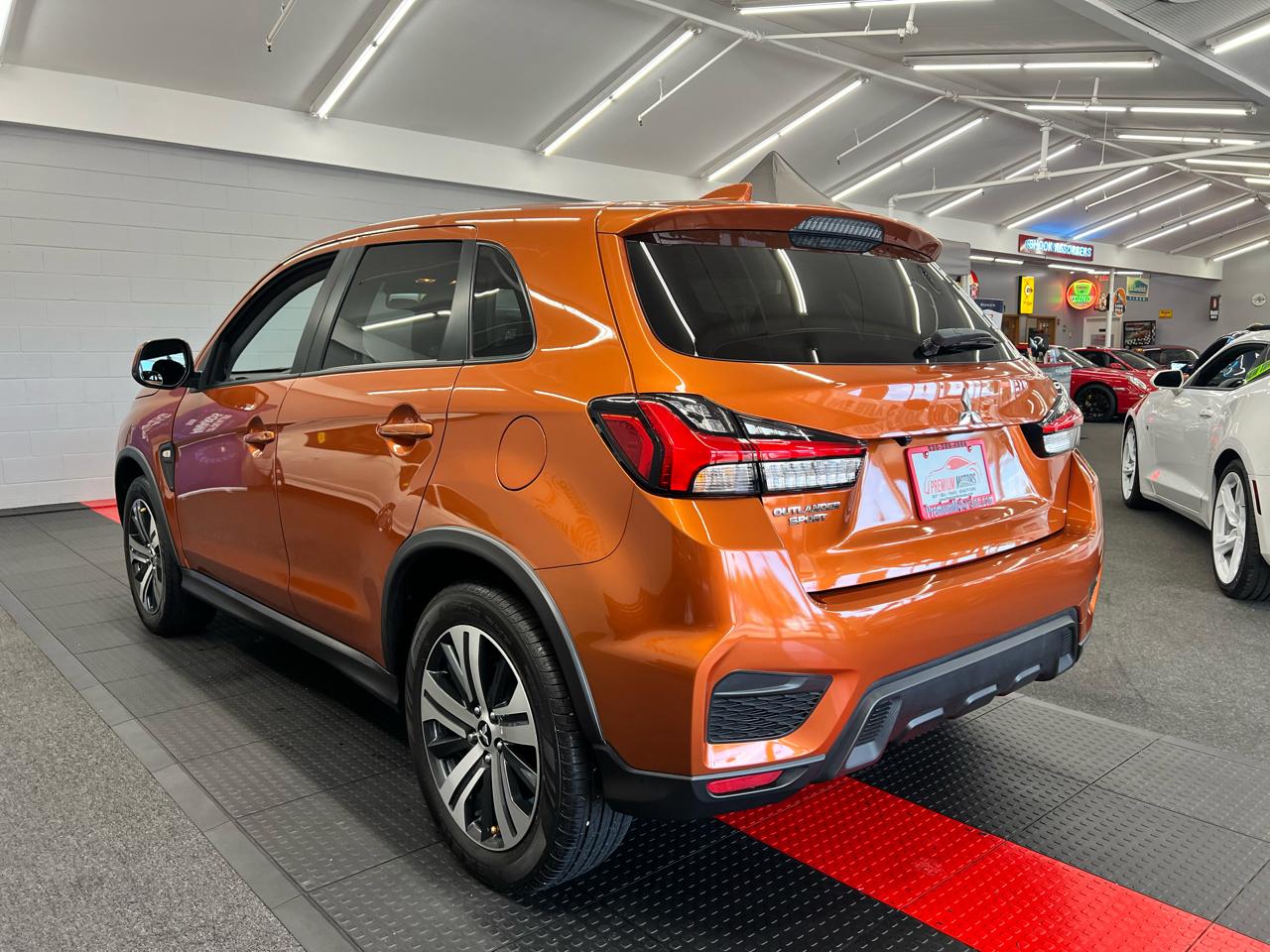 Mitsubishi Outlander Sport 2.0 ES 4WD 2024
