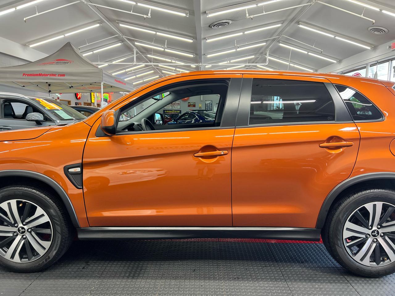 Mitsubishi Outlander Sport 2.0 ES 4WD 2024