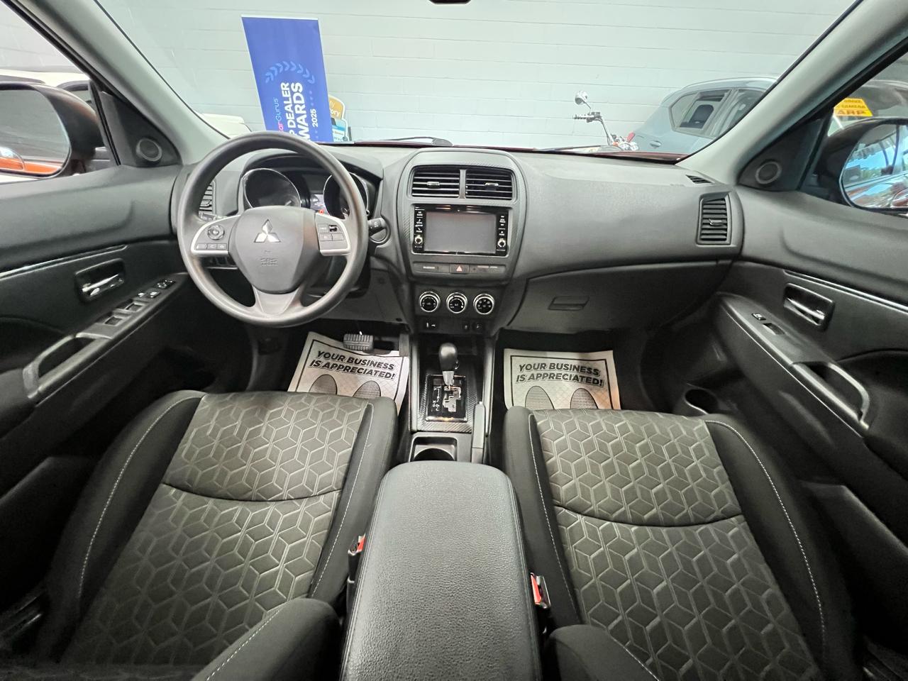 Mitsubishi Outlander Sport 2.0 ES 4WD 2024