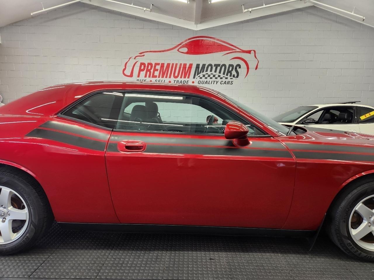 Dodge Challenger  2010