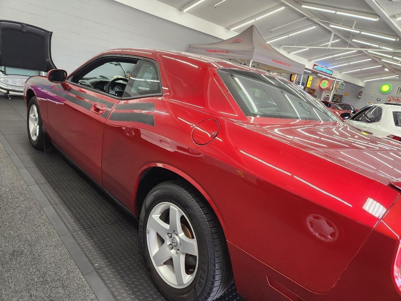 Dodge Challenger  2010