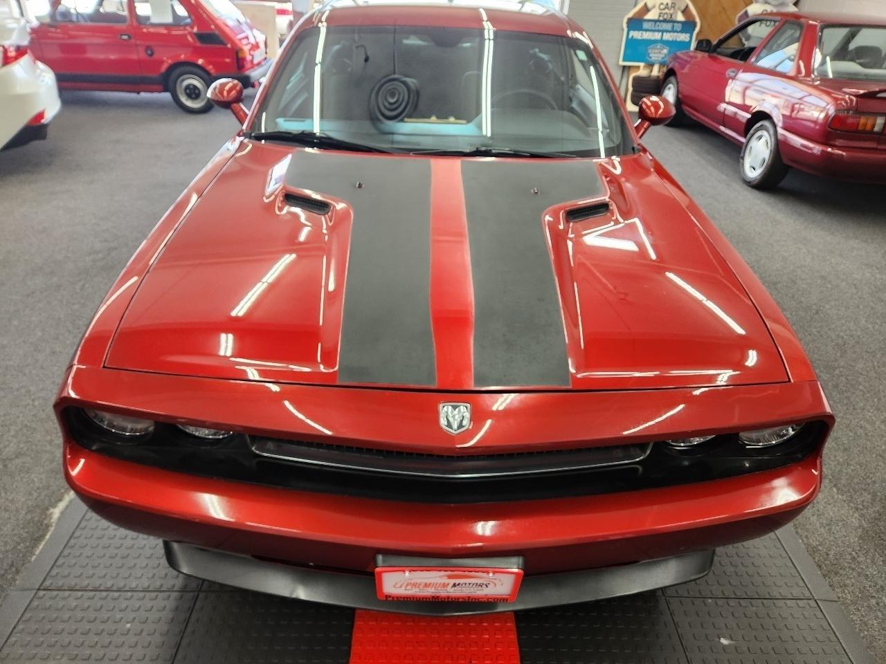 Dodge Challenger  2010