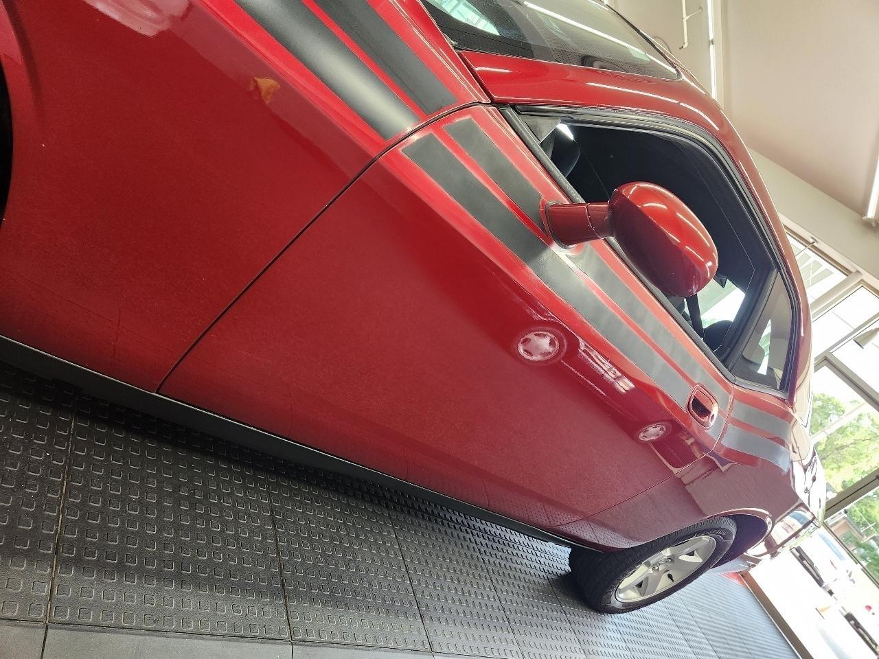 Dodge Challenger  2010