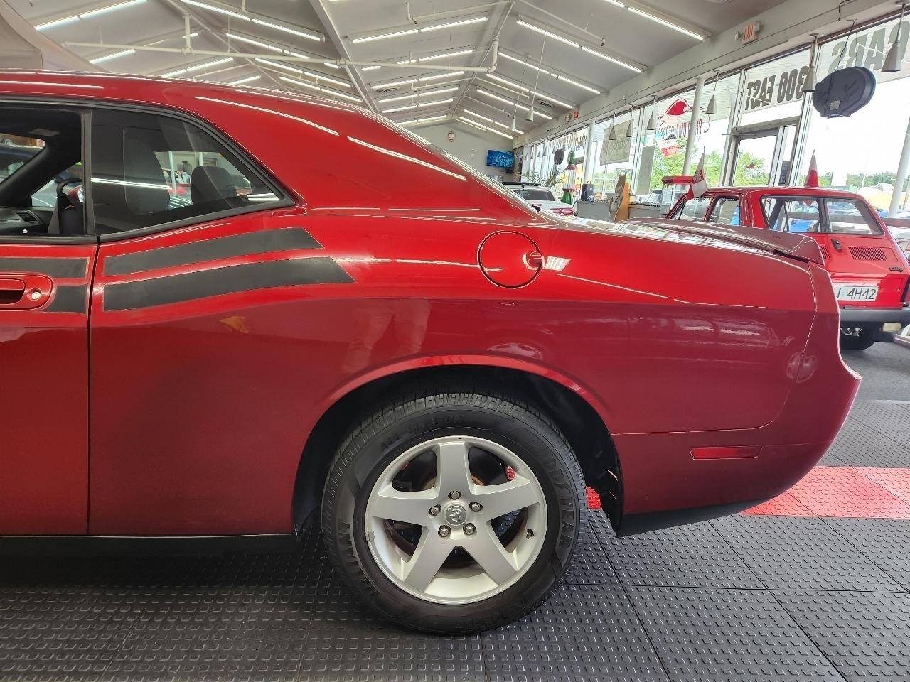 Dodge Challenger  2010