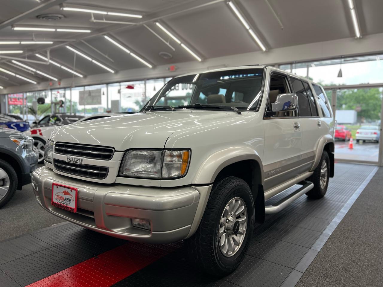 Isuzu Trooper S 2000