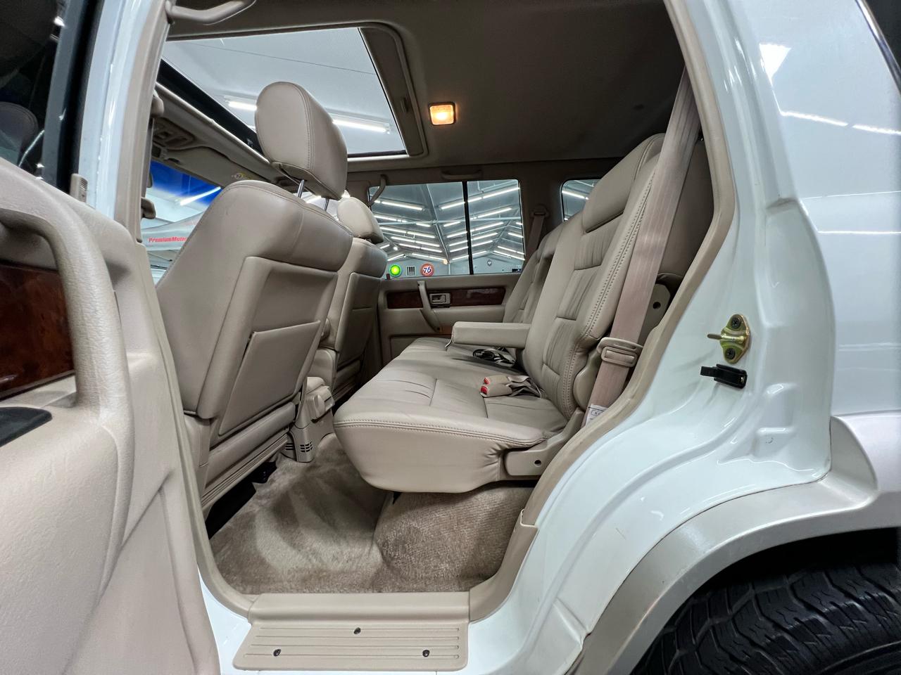 Isuzu Trooper S 2000