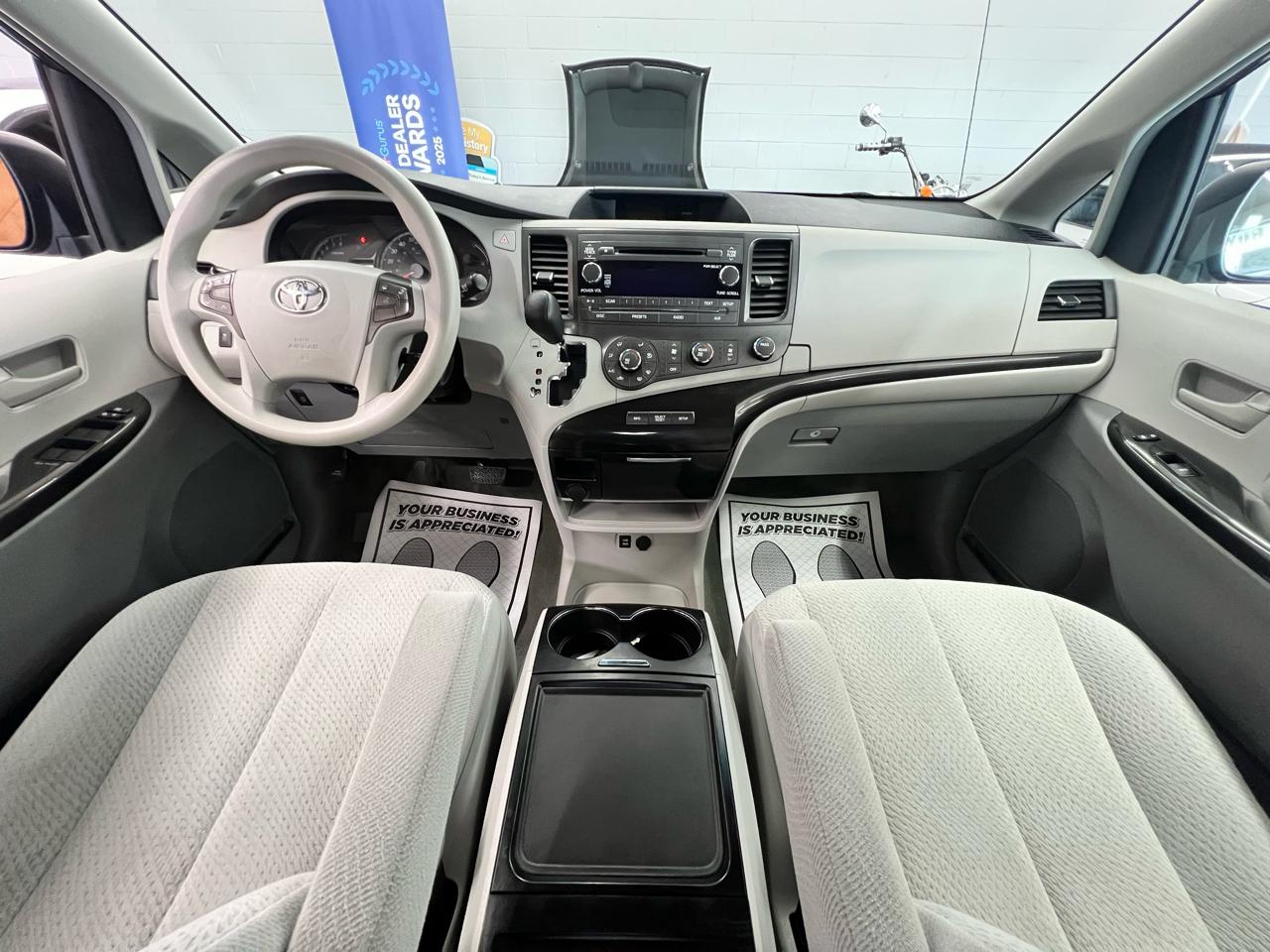 Toyota Sienna LE 2012