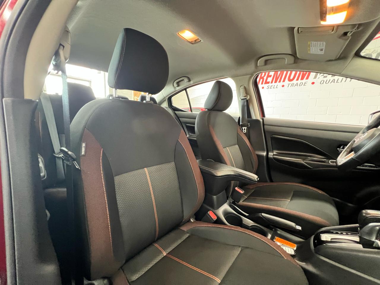 Nissan Versa SR 2020