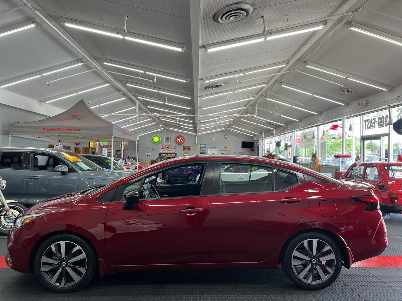 Nissan Versa SR 2020