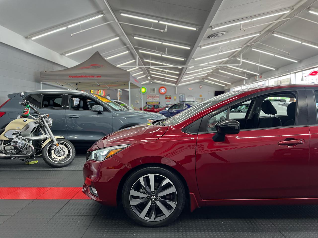 Nissan Versa SR 2020