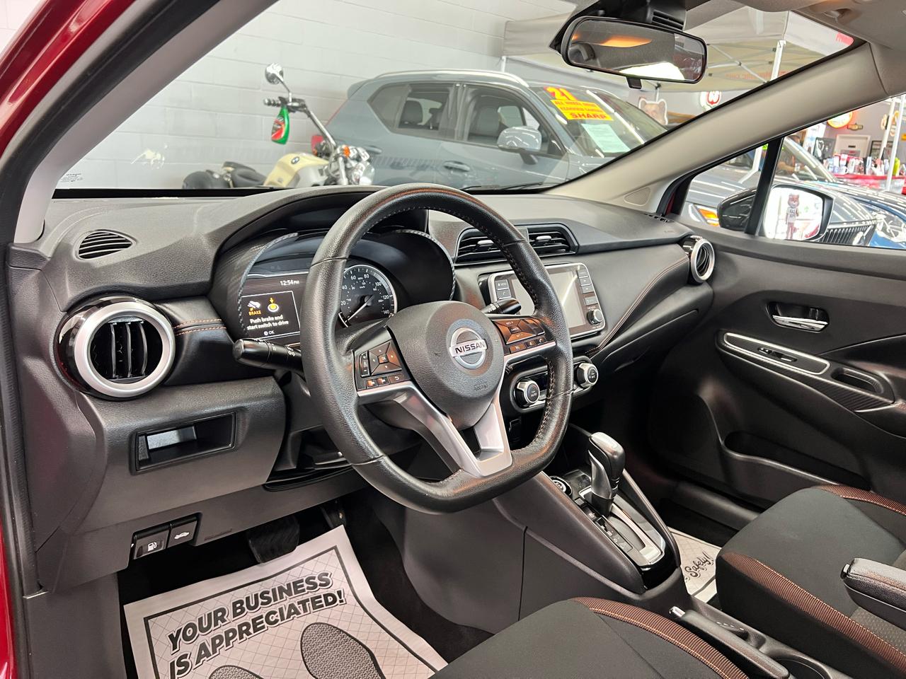 Nissan Versa SR 2020