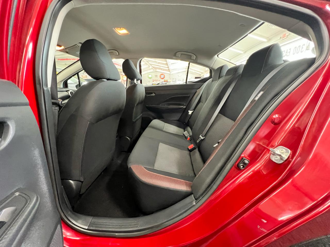 Nissan Versa SR 2020