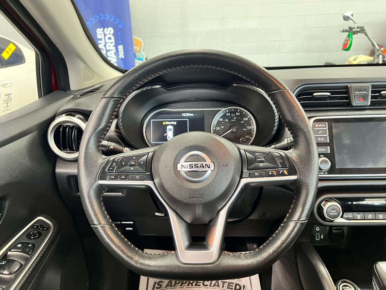 Nissan Versa SR 2020