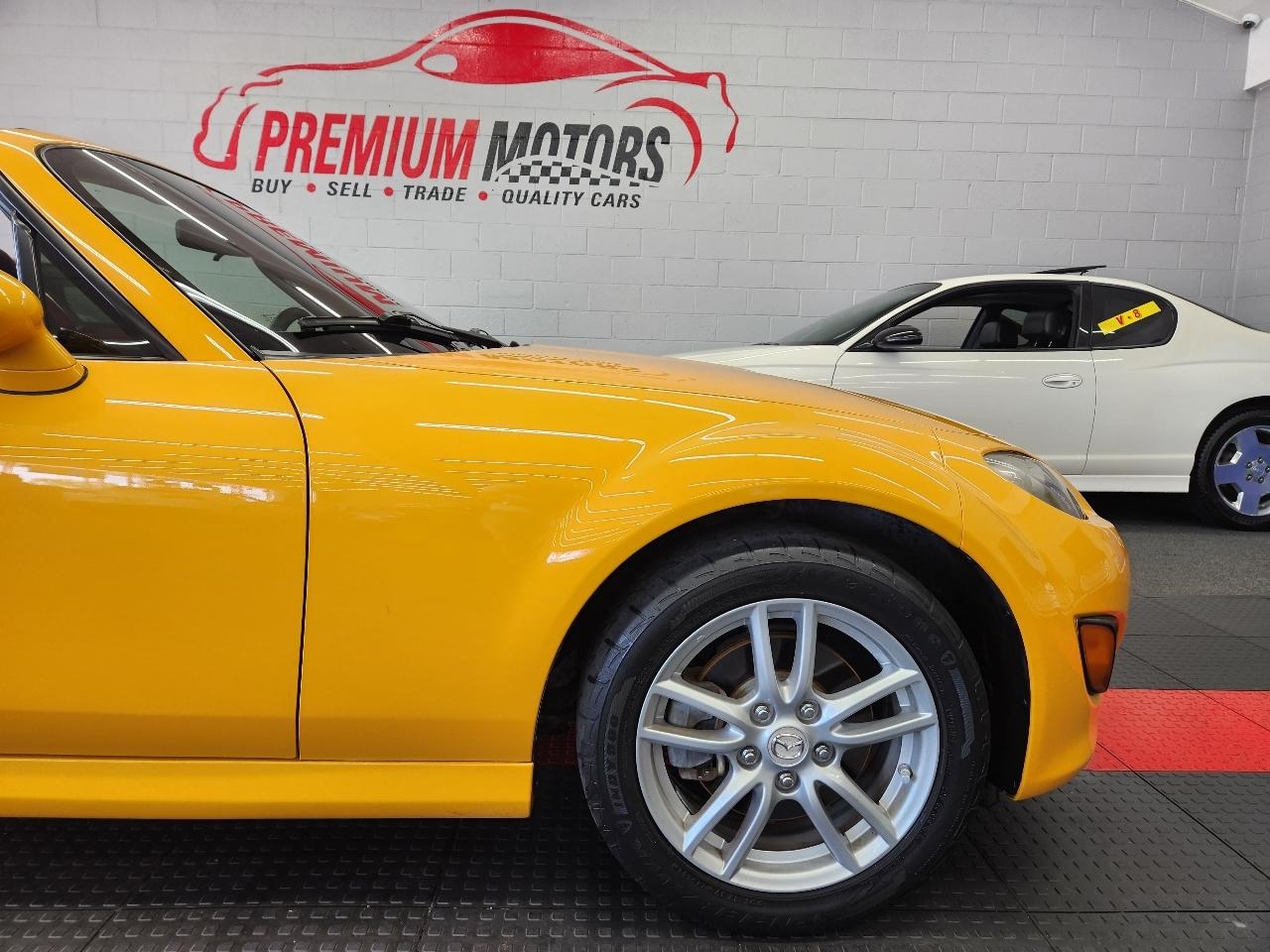 Mazda MX-5 Miata 2dr Conv Auto Sport 2009