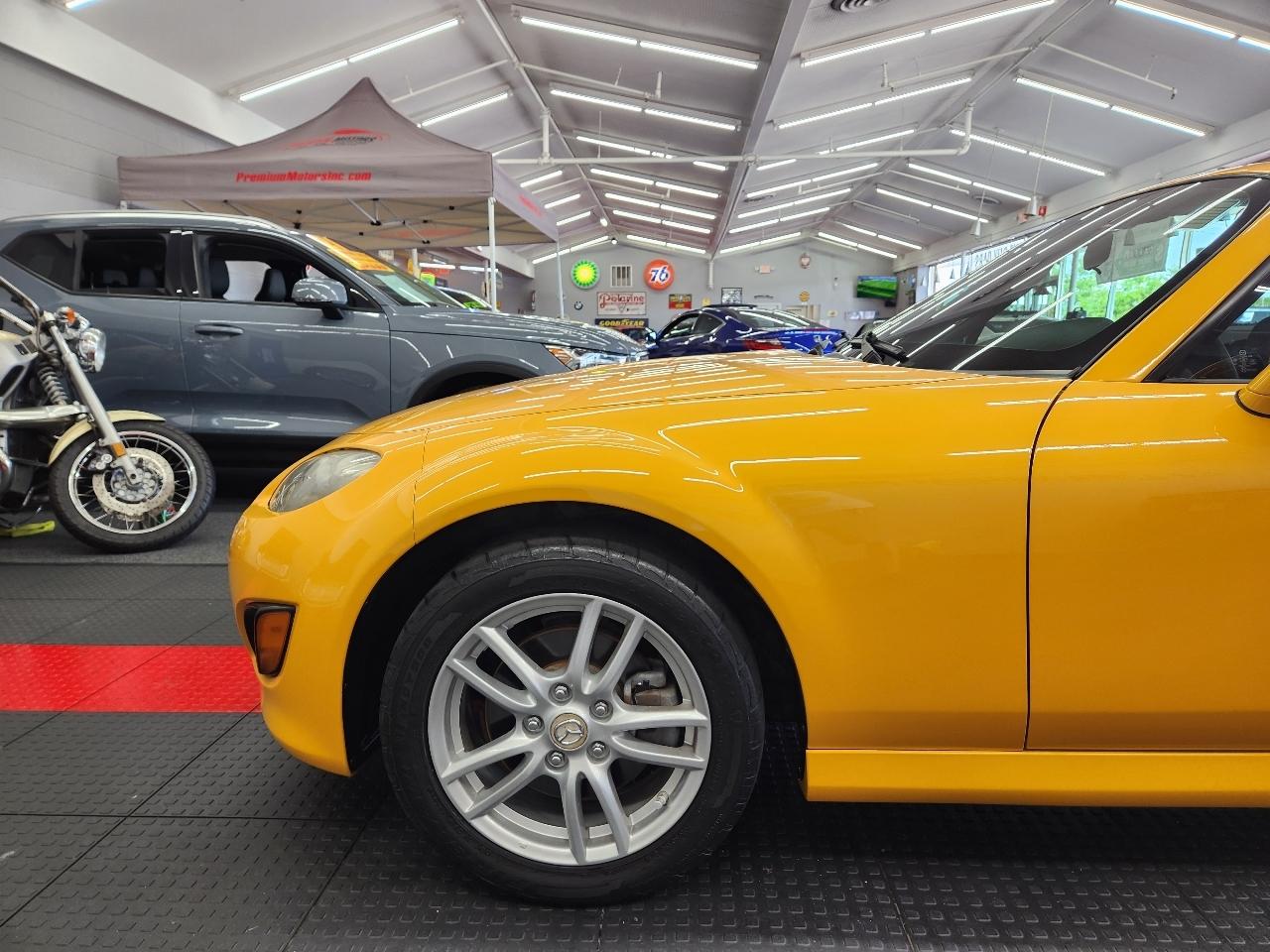 Mazda MX-5 Miata 2dr Conv Auto Sport 2009