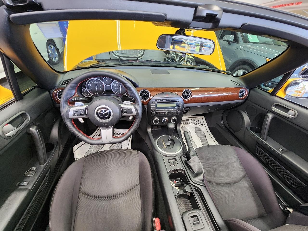 Mazda MX-5 Miata 2dr Conv Auto Sport 2009