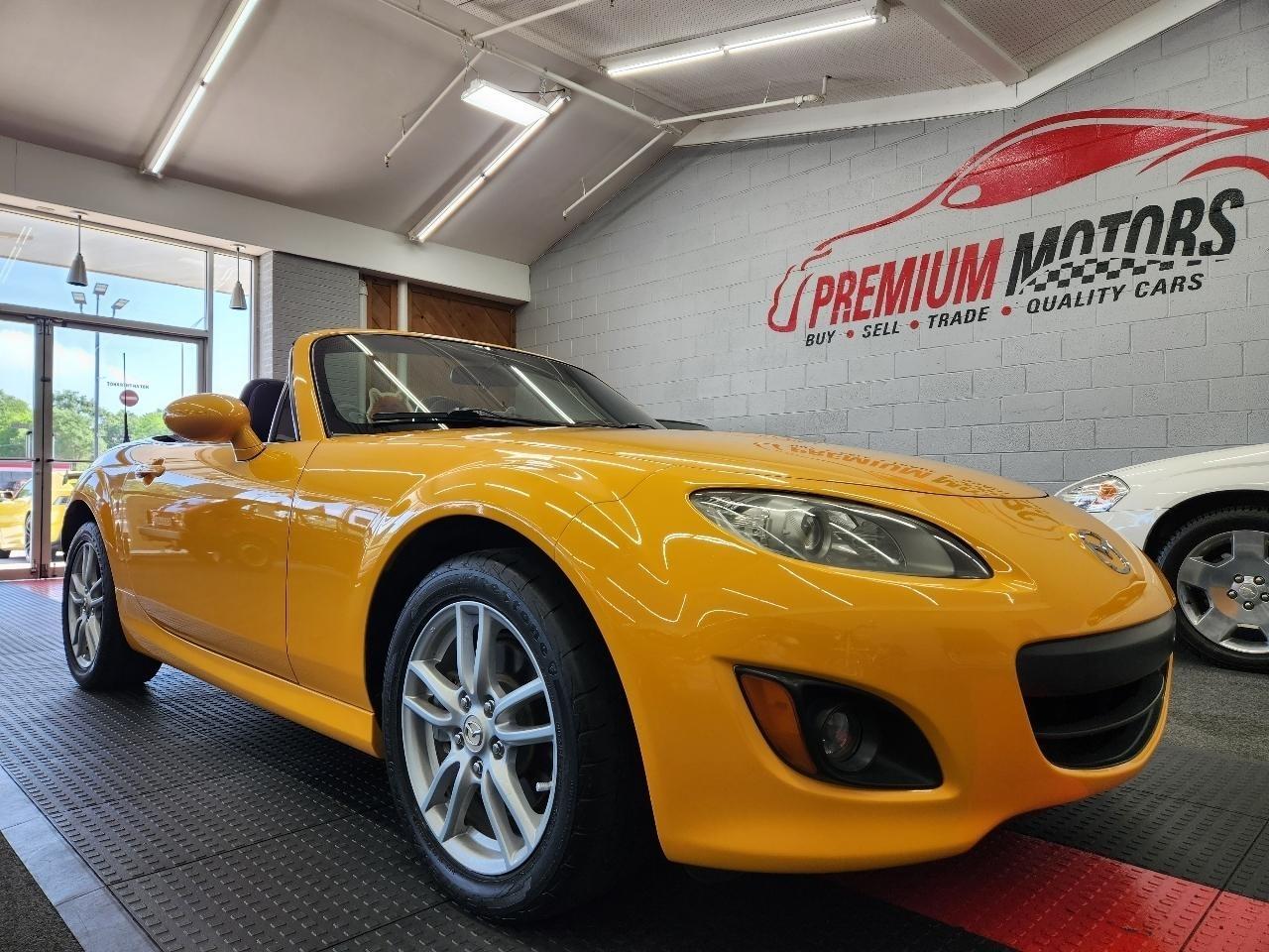 Mazda MX-5 Miata  2009