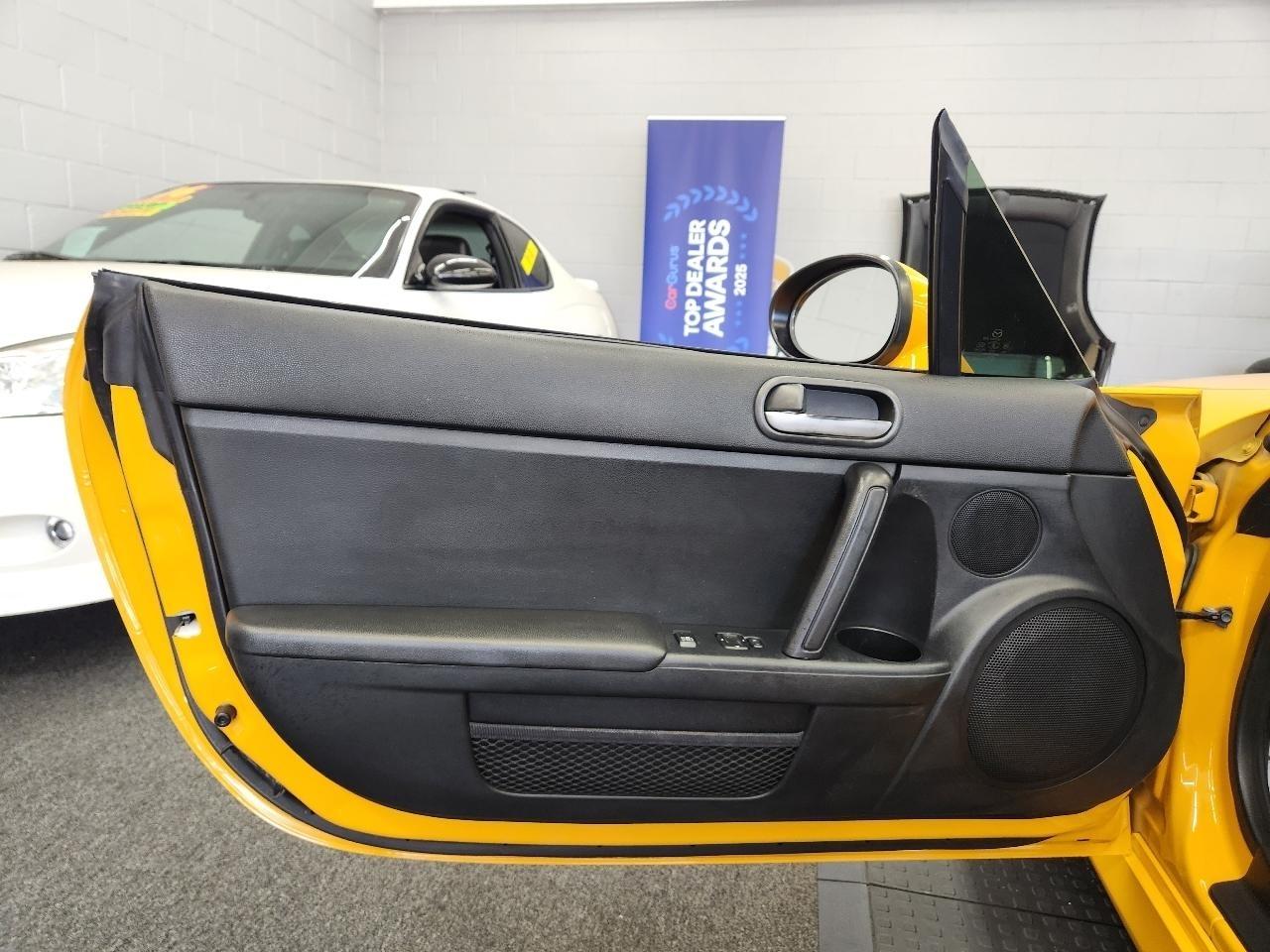 Mazda MX-5 Miata  2009