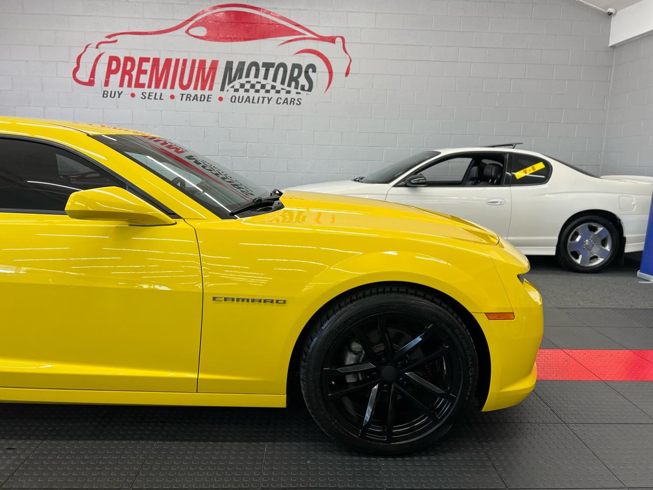 Chevrolet Camaro LS 2014