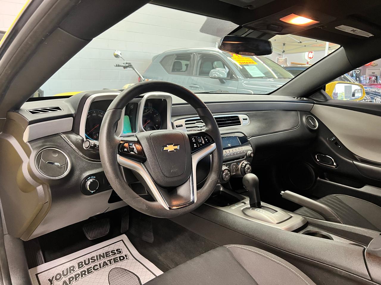 Chevrolet Camaro LS 2014