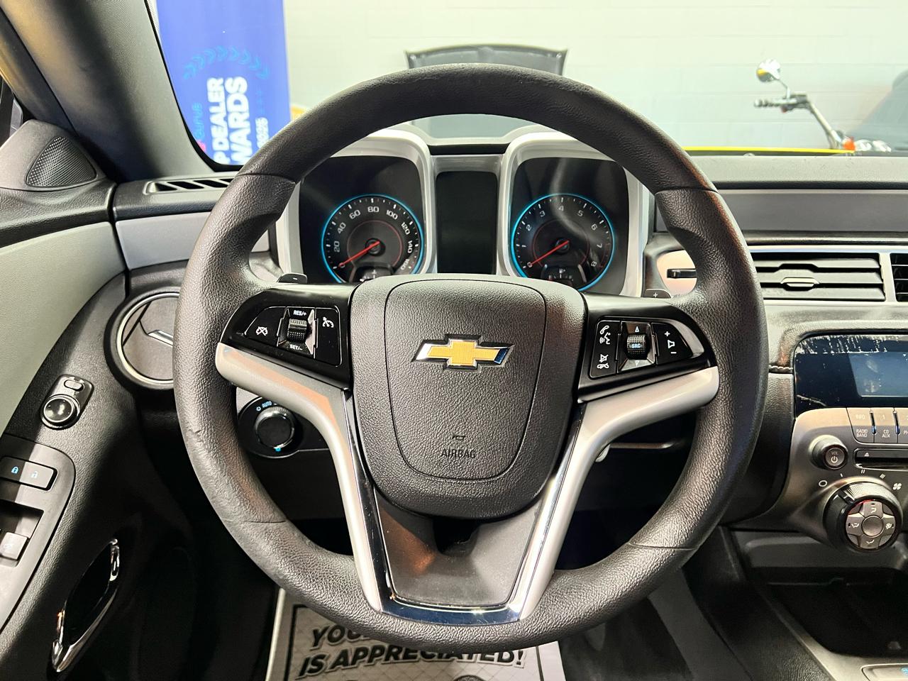 Chevrolet Camaro LS 2014