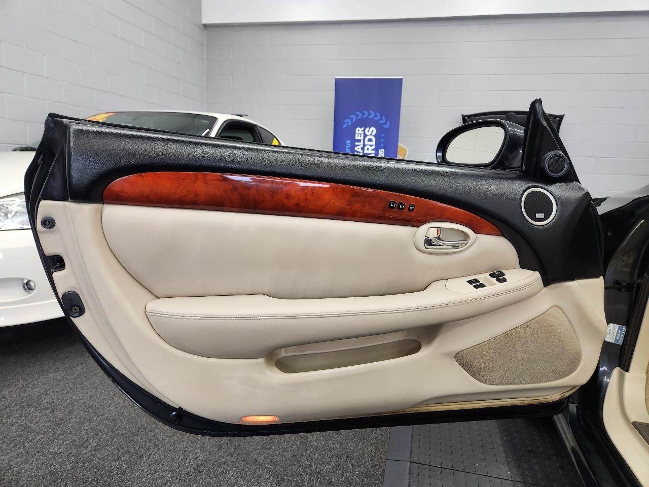 Lexus SC 430  2006