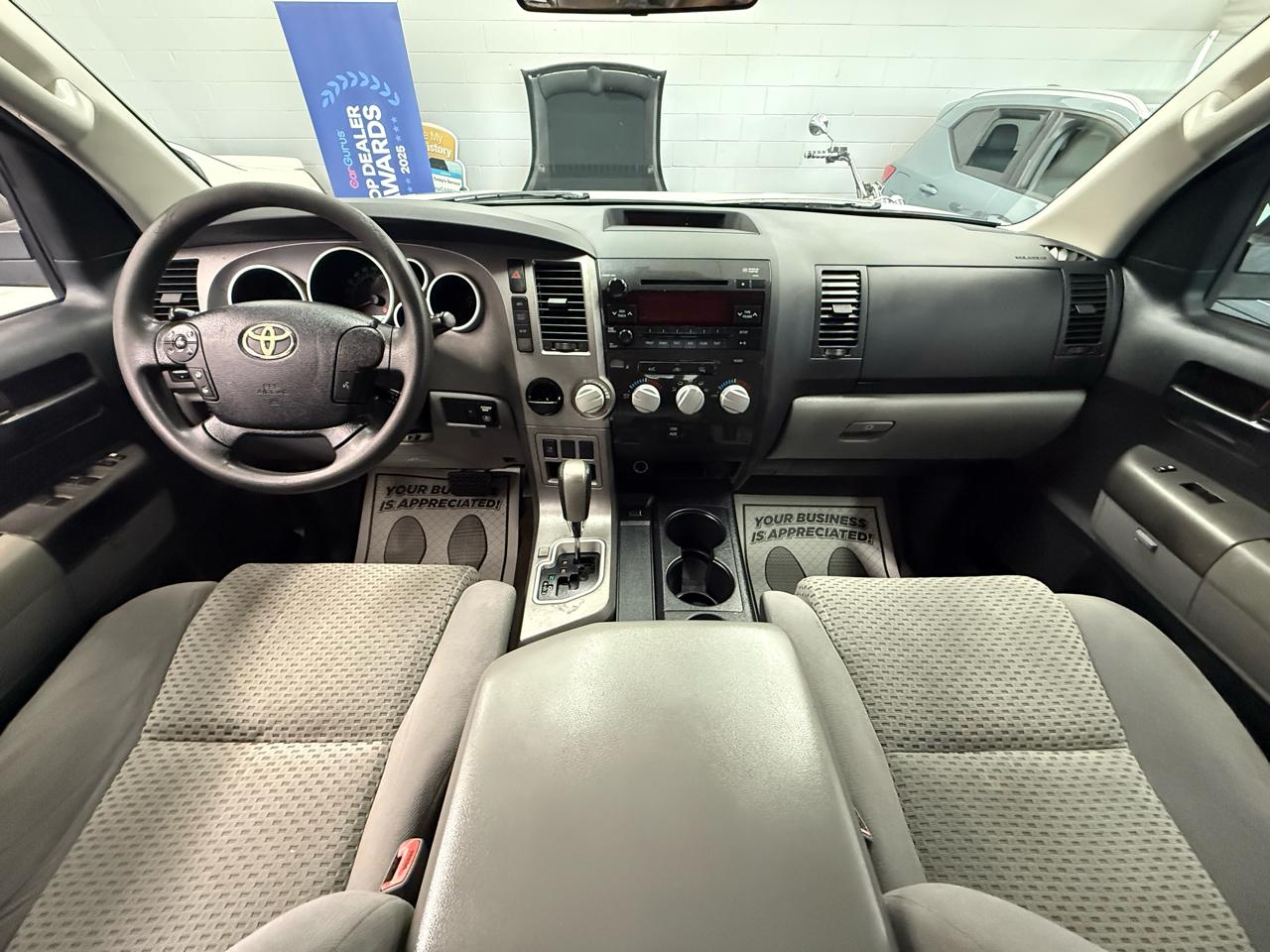 Toyota Tundra Base Double Cab 5.7L 2WD 2011