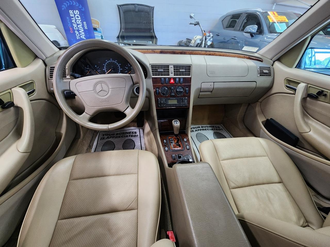 Mercedes-Benz C-Class C230 1999