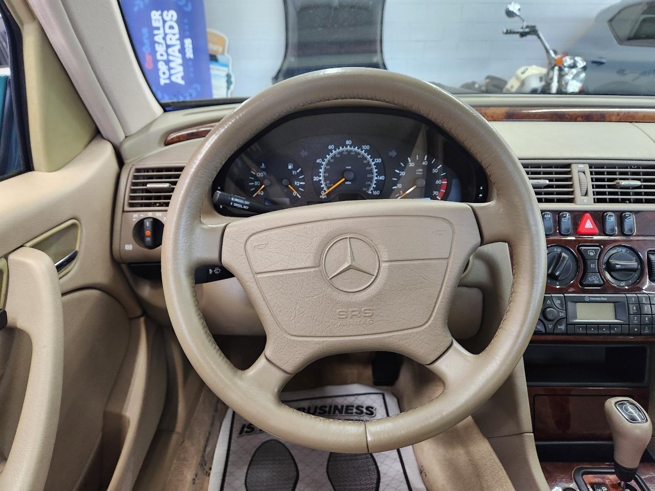 Mercedes-Benz C-Class C230 1999