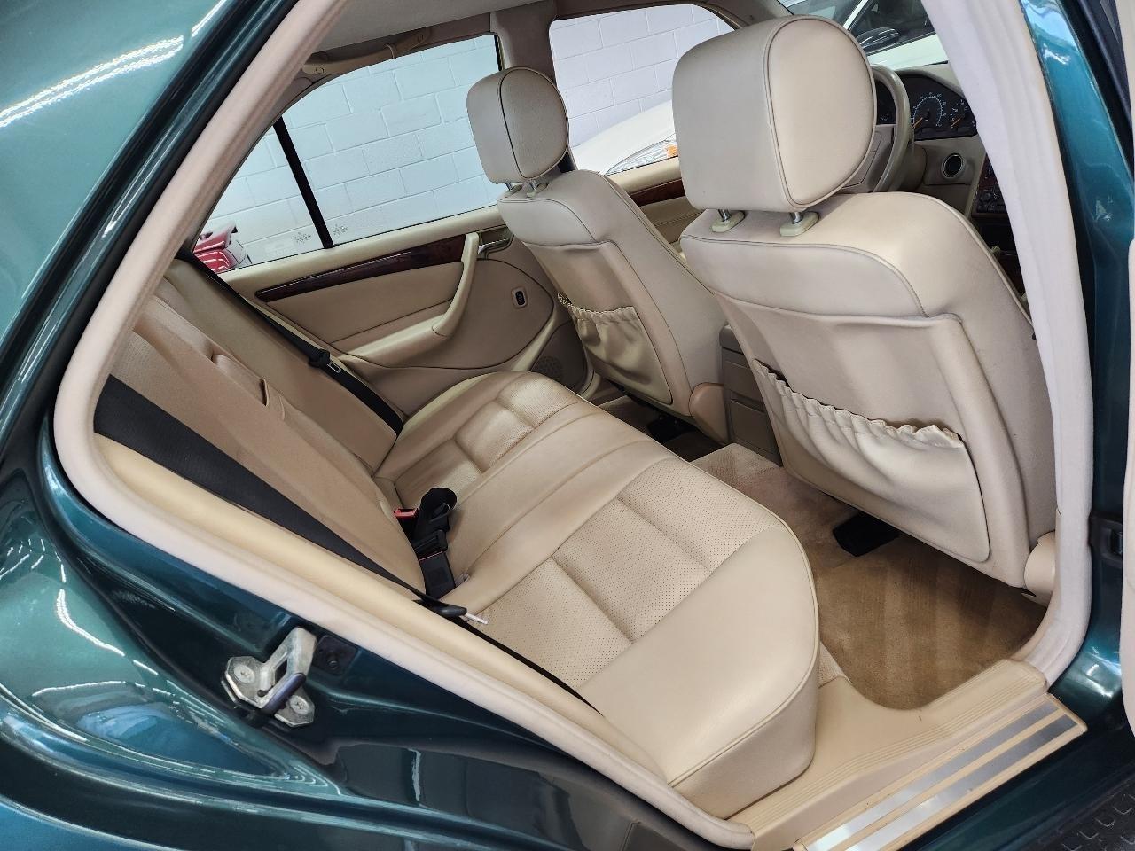 Mercedes-Benz C-Class C230 1999