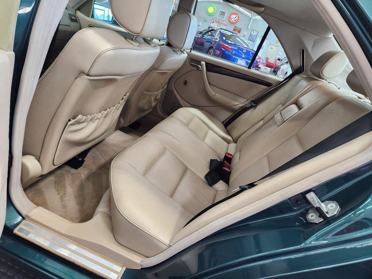 Mercedes-Benz C-Class C230 1999