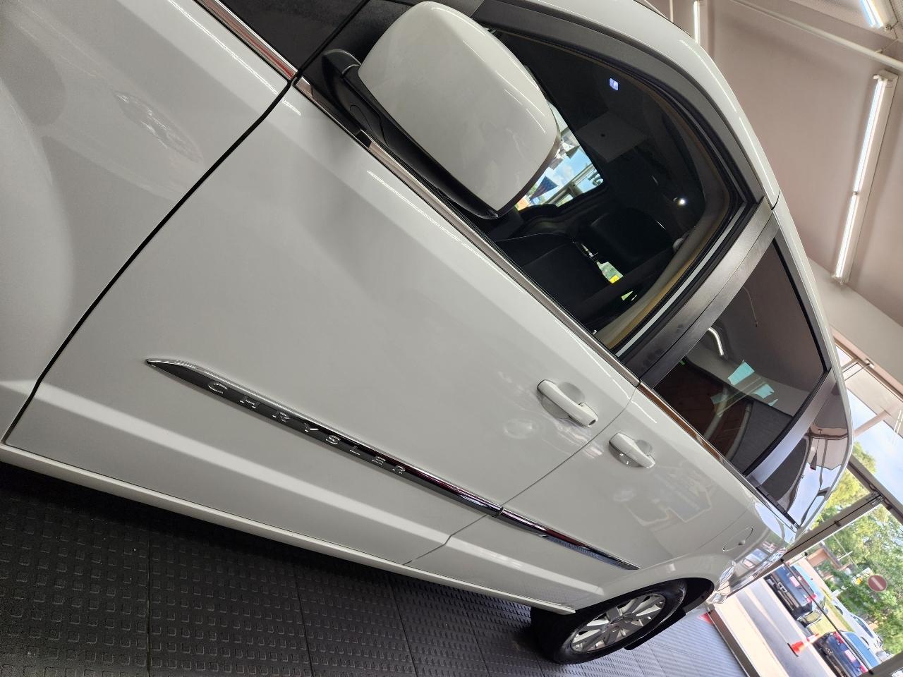 Chrysler Town & Country Touring 2016