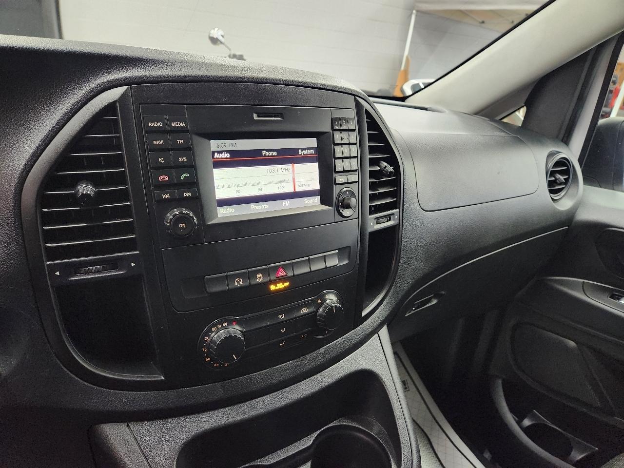Mercedes-Benz Metris Cargo Van 2018
