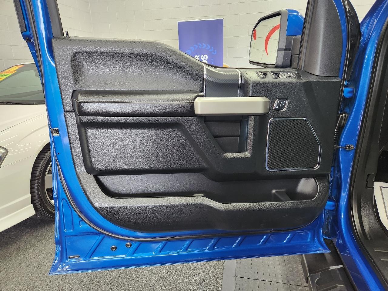 Ford F-150 Lariat SuperCrew 4WD 2018
