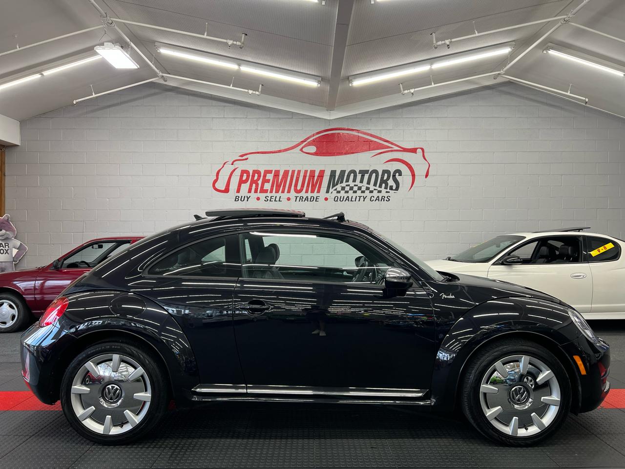 Volkswagen Beetle 2dr Cpe Auto 2.5L 2013