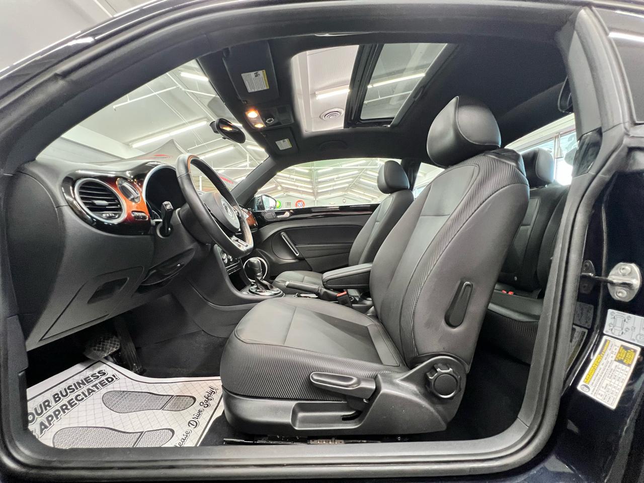 Volkswagen Beetle 2dr Cpe Auto 2.5L 2013