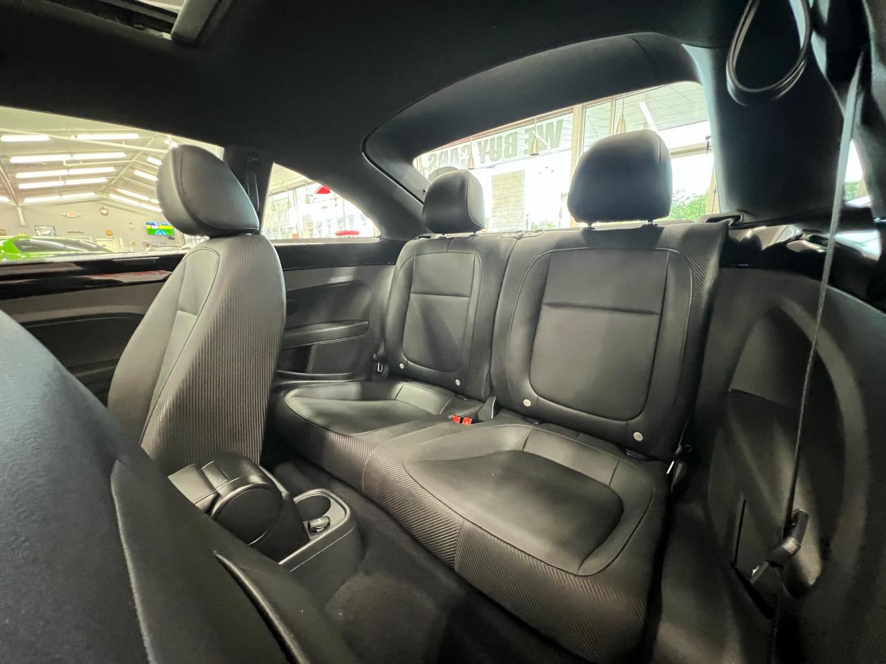 Volkswagen Beetle 2dr Cpe Auto 2.5L 2013