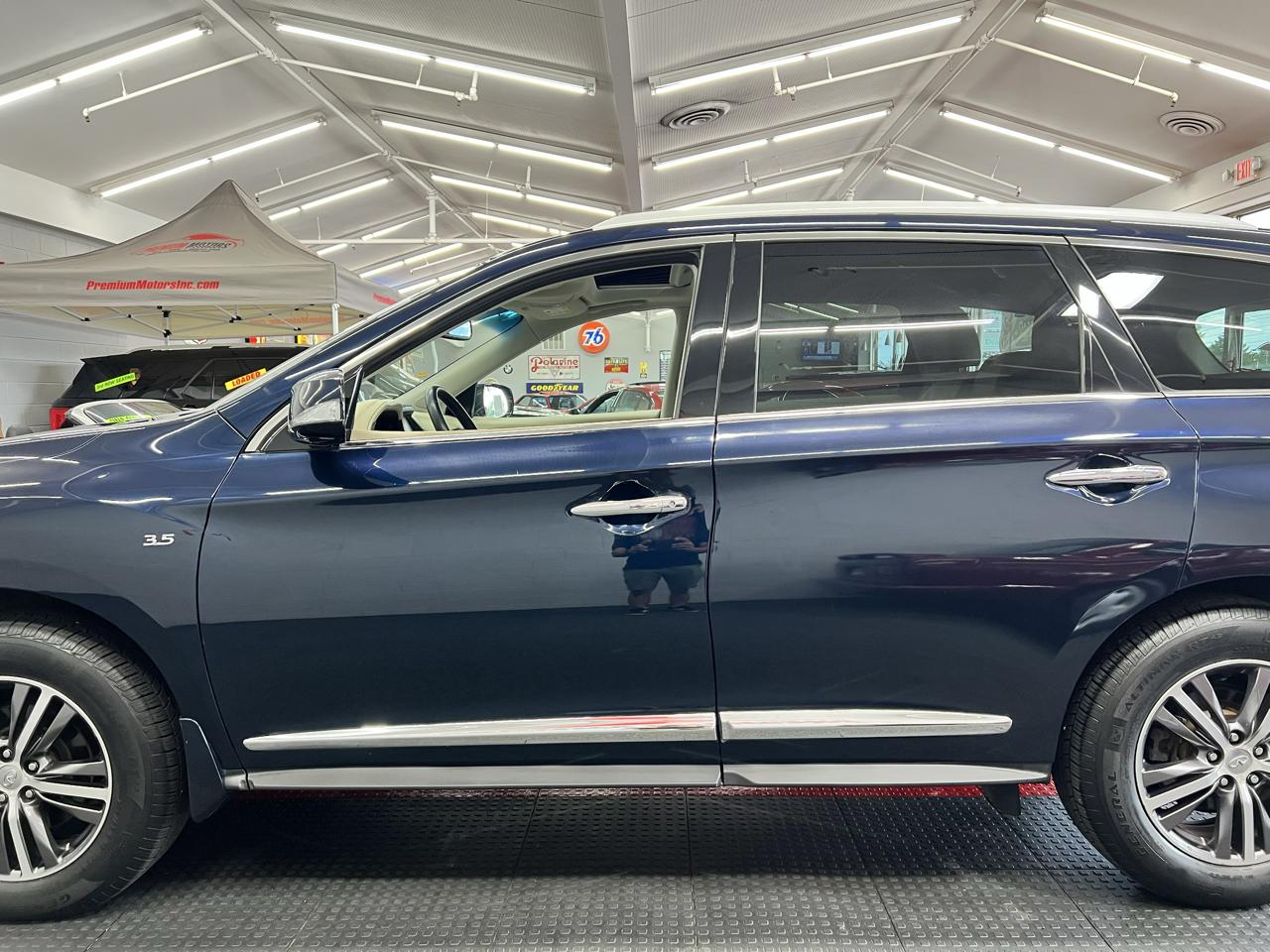 Infiniti QX60 AWD 4dr 2016
