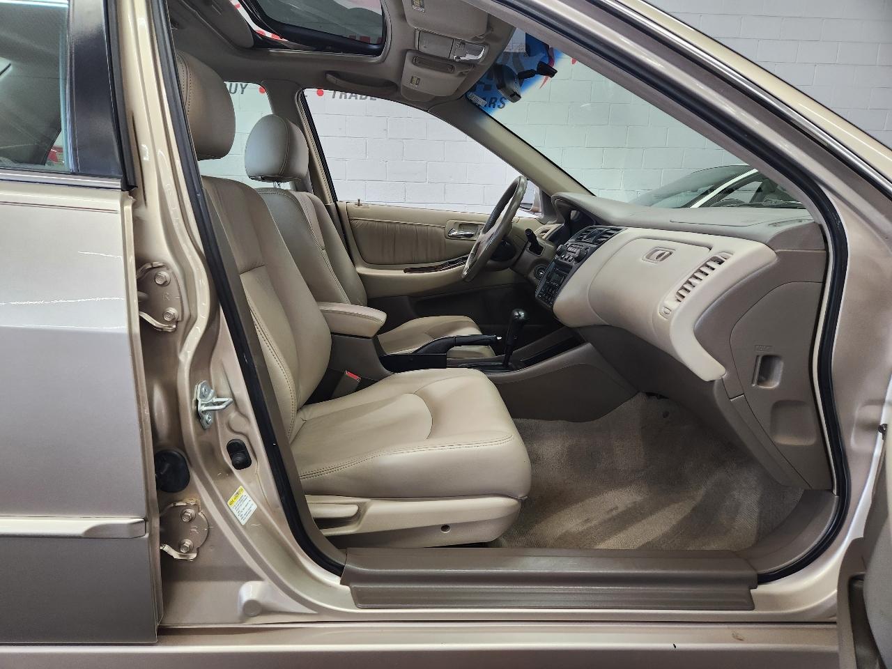 Honda Accord EX 2000